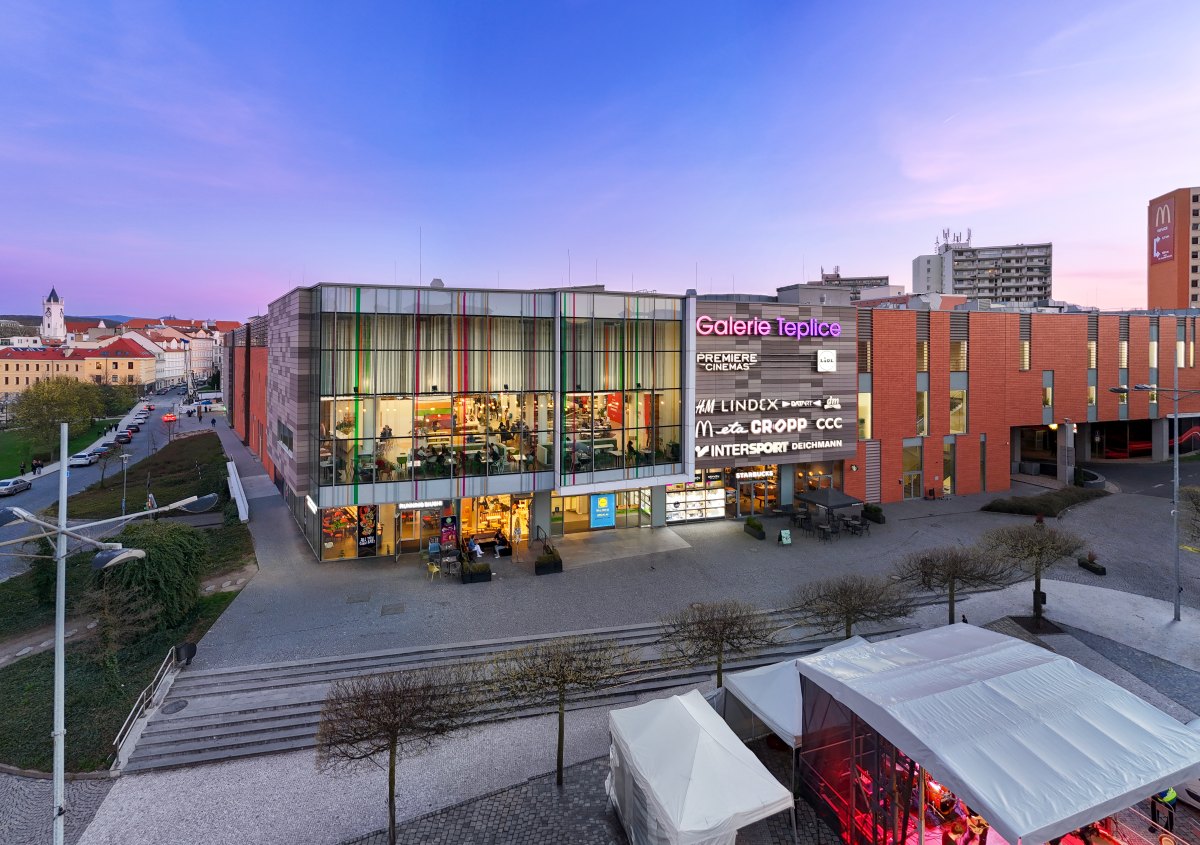 360 Glam Beauty & Nails | Galerie Teplice